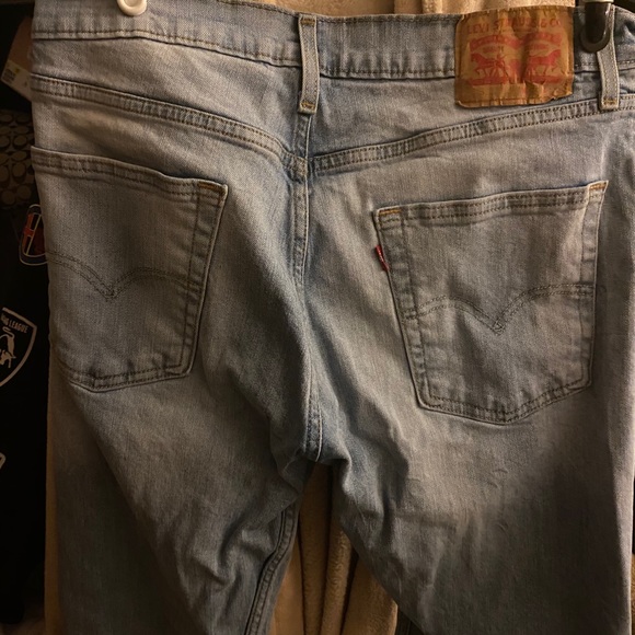 Levi’s Jeans - Picture 3 of 4